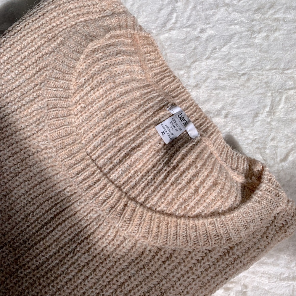 Cozy sweater 🍑